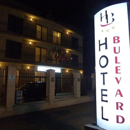 Hotel Bulevard Oradea Ngoại thất bức ảnh