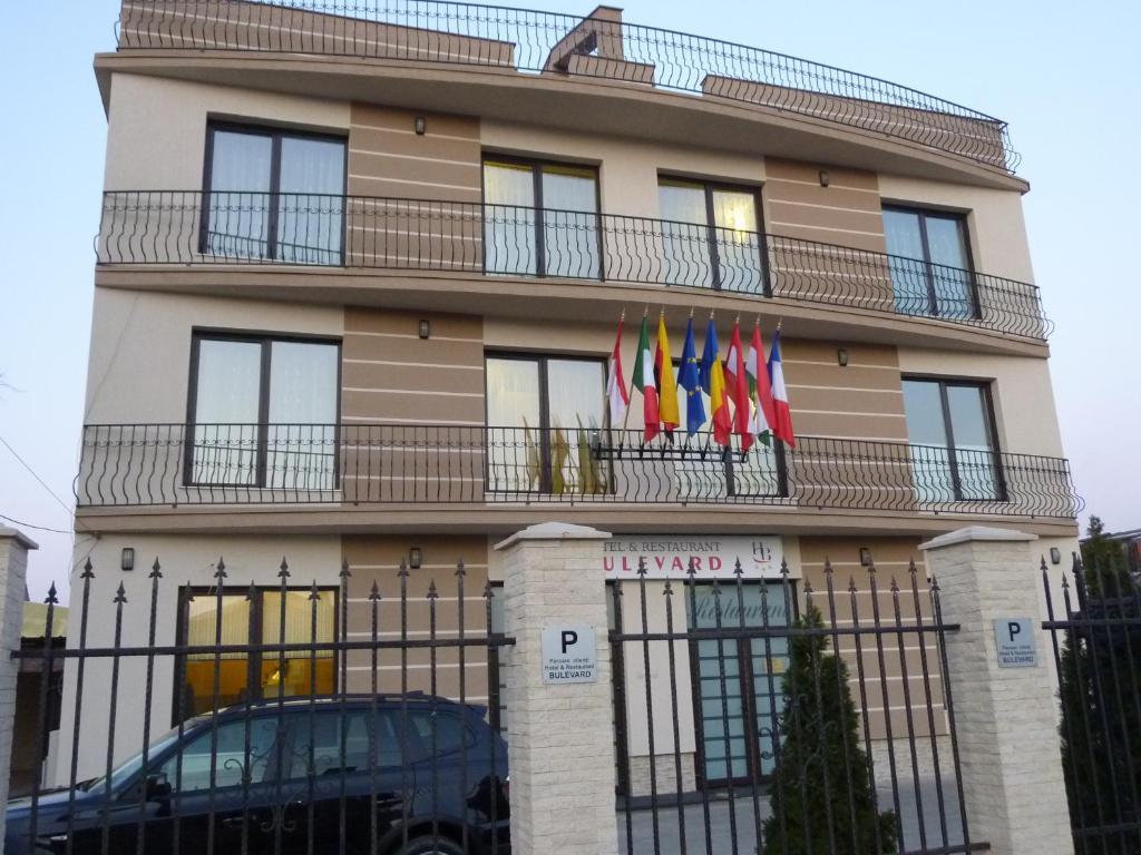Hotel Bulevard Oradea Ngoại thất bức ảnh