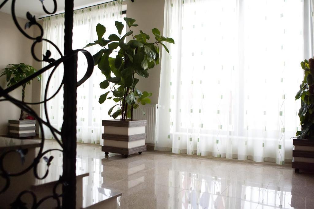 Hotel Bulevard Oradea Ngoại thất bức ảnh