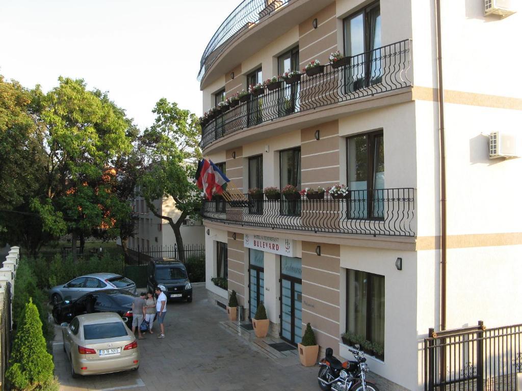 Hotel Bulevard Oradea Ngoại thất bức ảnh